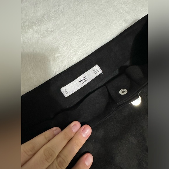 MANGO Black button up skirt - Picture 2 of 4